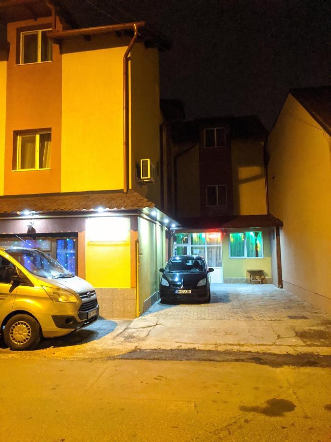 Pensiunea Vladut Timisoara Luaran gambar